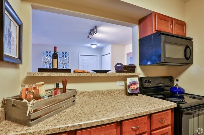 Photo - The Bristol Apartments