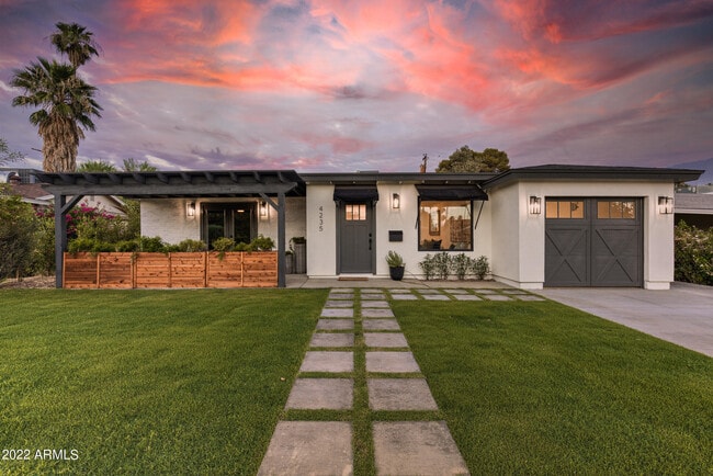 Photo - 4235 N 35th Way House