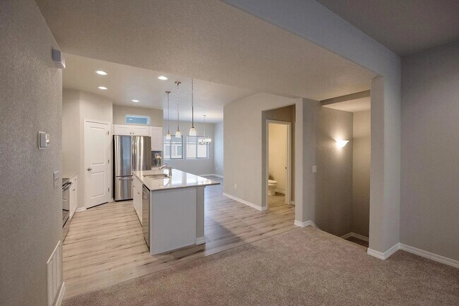 7512 Mount Elbert Pt