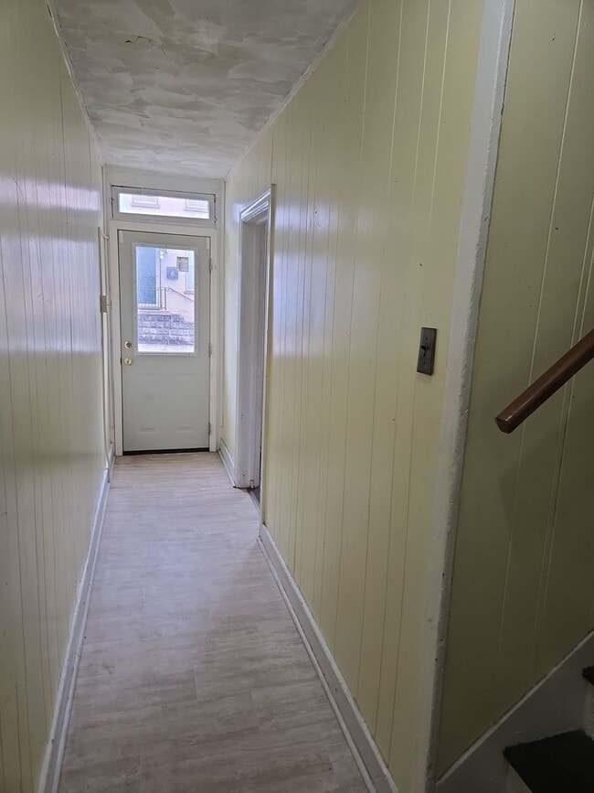 Photo - 2-12 Philadelphia Ave Unidad 4