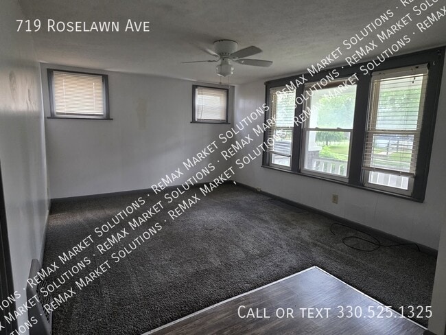 Photo - 719 Roselawn Ave