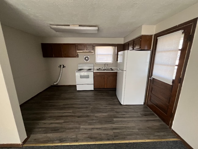 Photo - 509 E Staat St