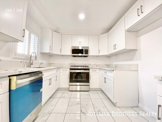 Photo - 11922 Burbank Blvd Unidad 15