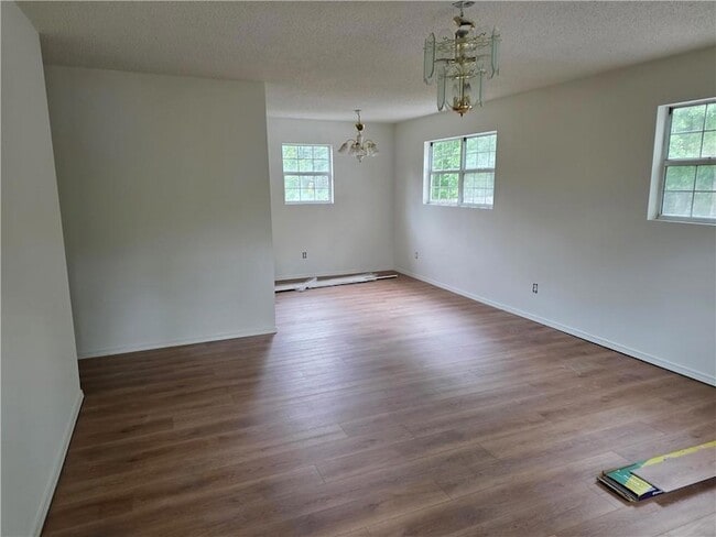 Photo - 72475 Jasmine St