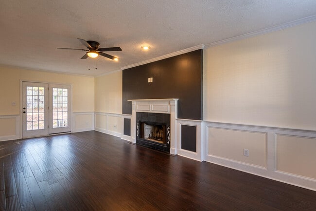 Photo - 1051 Waltons Ct