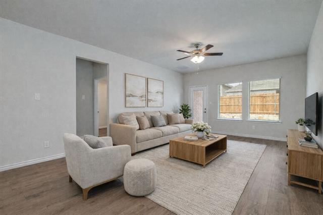 Photo - 1316 Rusted Rail Dr