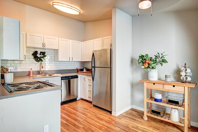 The Lynx Apartments