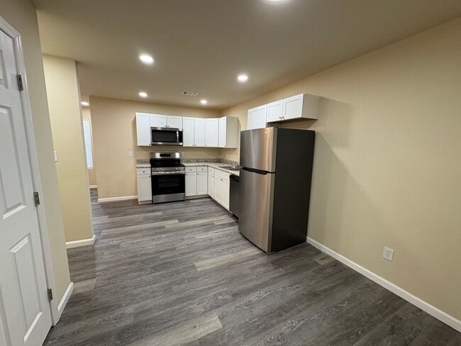 Photo - 308 S Third Street-Apartment 2 Unidad Apartment 2