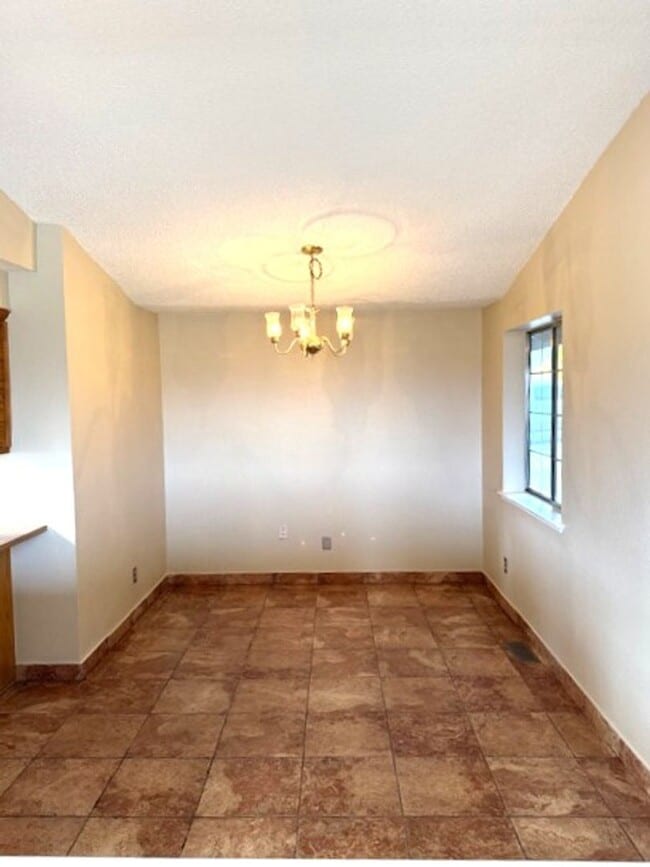 Photo - 3 bedroom house in Elko with garage