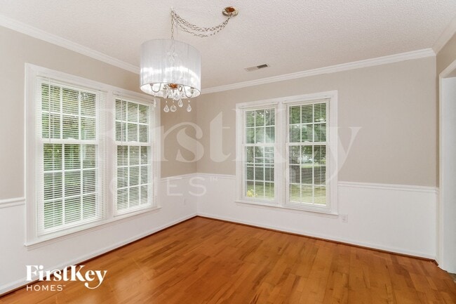 Photo - 3229 Sparrowhawk Dr
