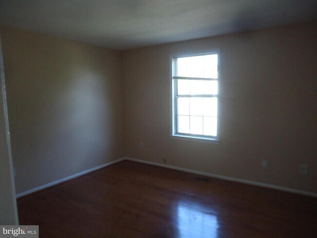 Photo - 13494 Foxlease Ct Townhome