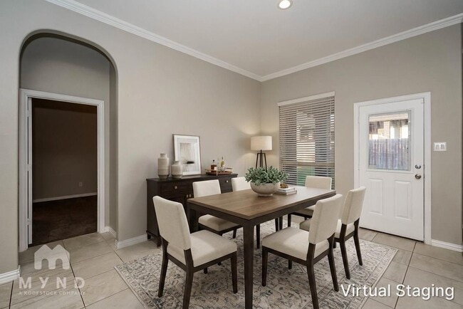 Photo - 121 Palmerston Dr