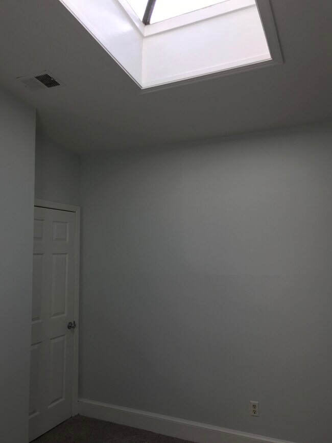 Photo - 918 N. Calvert Street Unit 3C