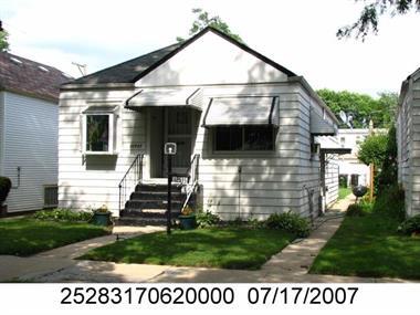 Building Photo - 12535 S Emerald Ave