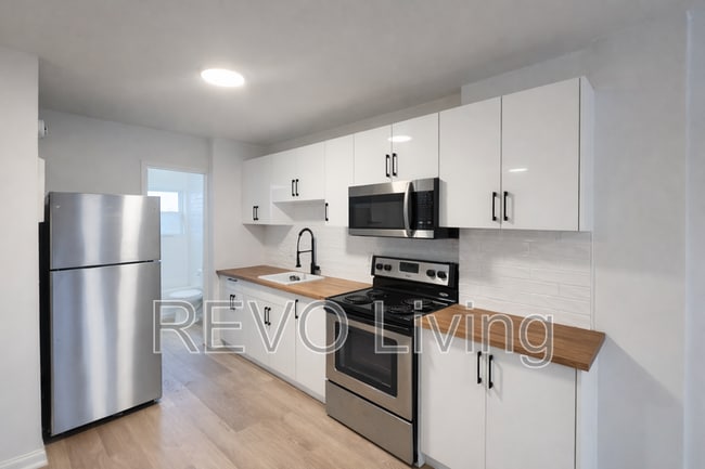 Building Photo - 187 Church St Unit 8