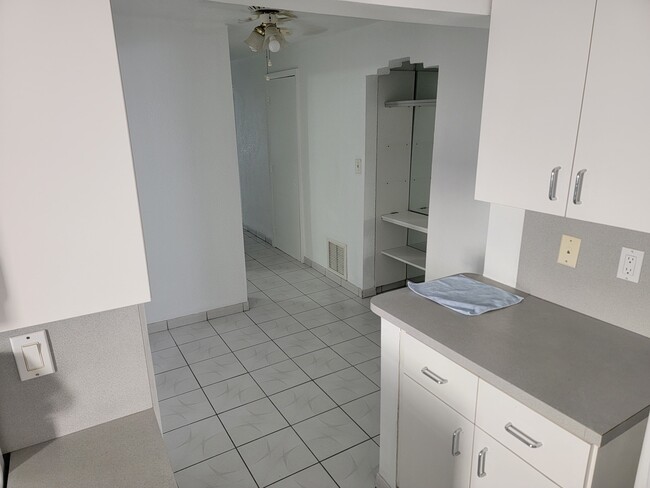 6751 SW 39th Ter Unit #2