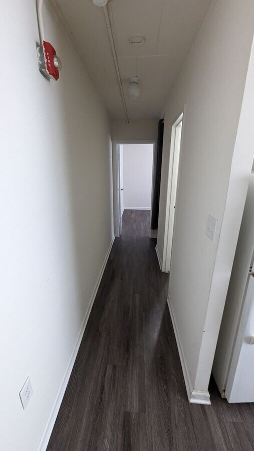 Photo - Bright and clean 1 Bedroom Unit 2C