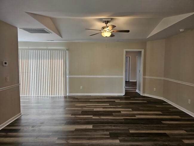 Photo - 5080 Seymour Rd