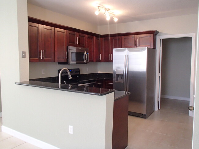 Photo - 1305 Belmont Pl Unidad 1305 Rental