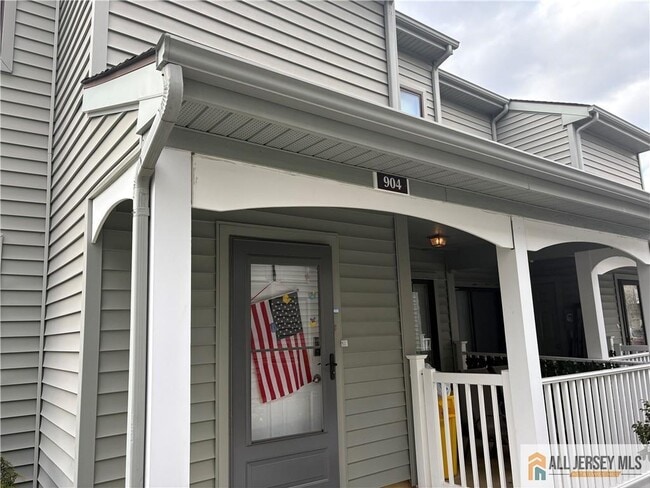 Photo - 904 Gregorys Way Unit 904