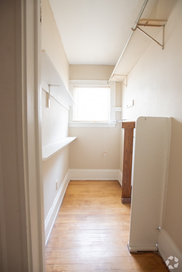 Building Photo - 2728 N Murray Ave Unit Upper Rental