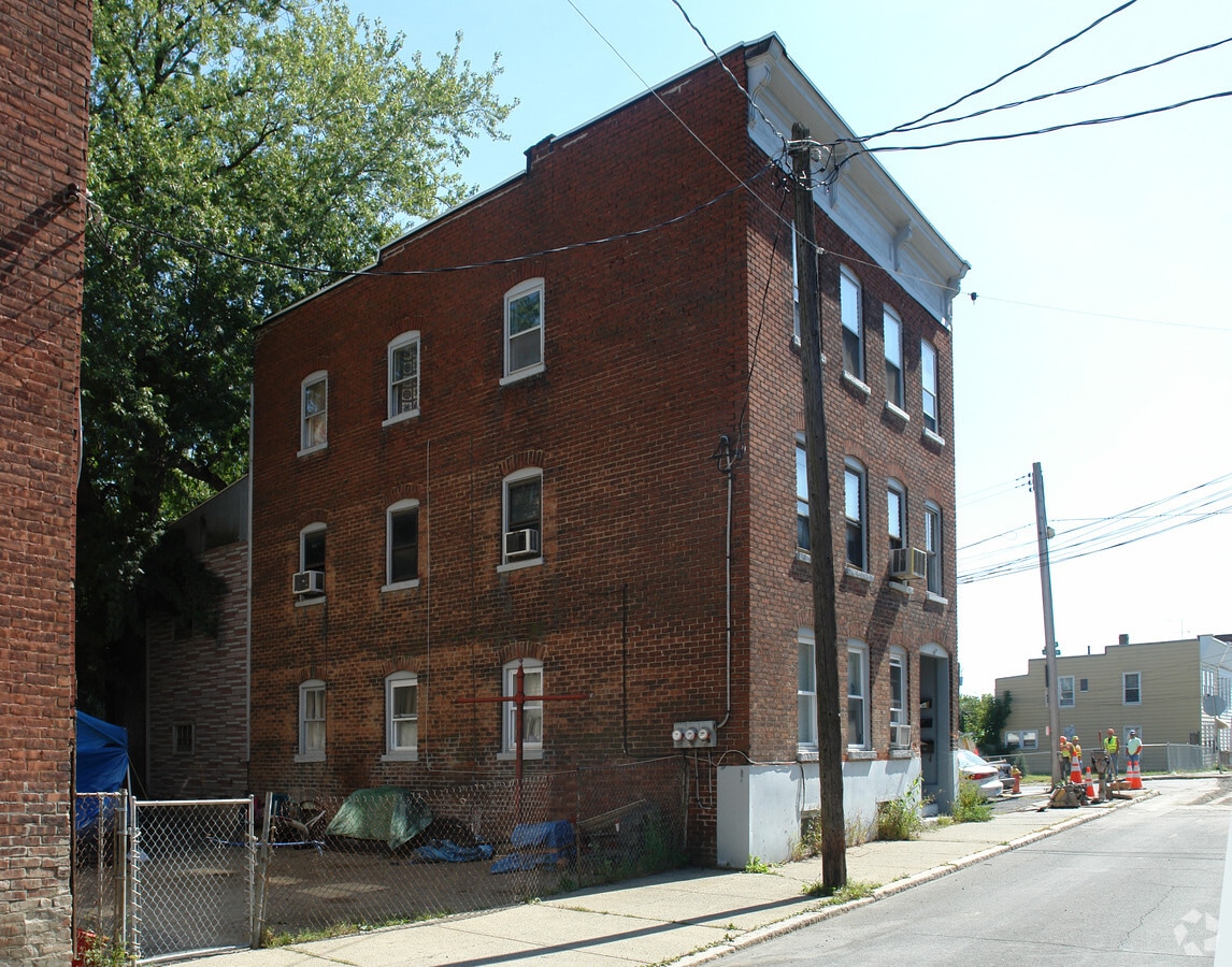 Photo - 62 Lancaster St