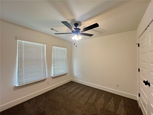 Photo - 2031 Bluebonnet Ln