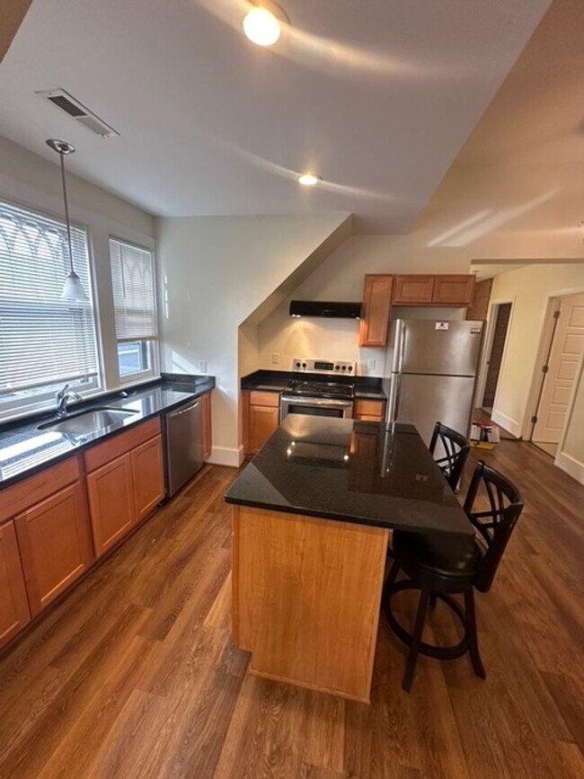 Photo - 15 Strathallan Park Unit 15 Strathallan-Apt 5