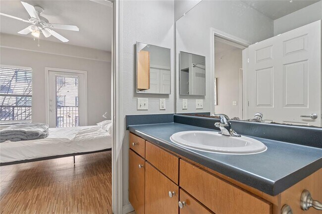 Photo - 2515 Pearl St Unidad 504