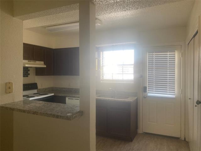 Photo - 2809 Wimbledon Ct