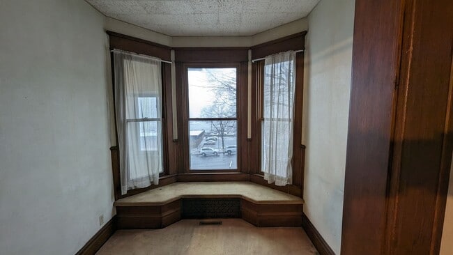 Photo - 707 Brady-707 Unit 707