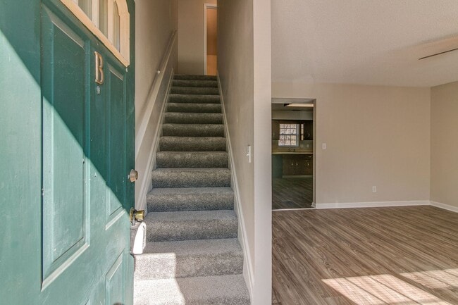 Photo - 1244 Parkway Pl Unit 1244-B Parkway Place