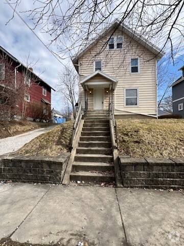 Building Photo - 2171 16th St SW Rental