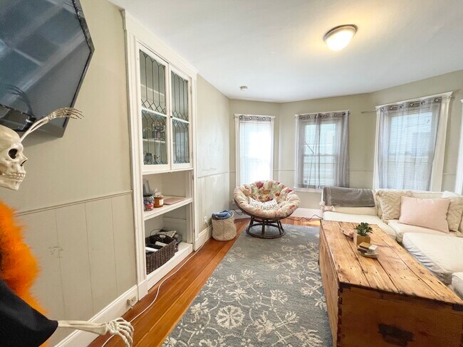 Photo - 9 Taft St Unit 1