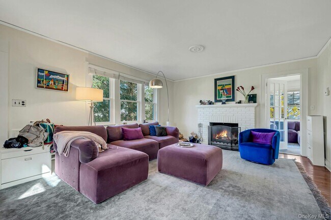 Photo - 25 Richelieu Rd