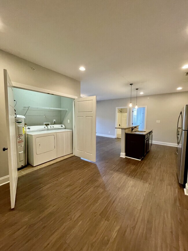 Photo - 100 Portico Street