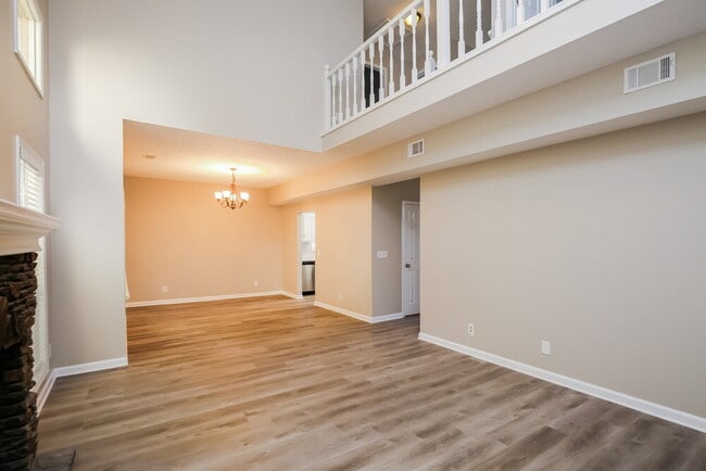 Photo - 2627 Windage Dr SW