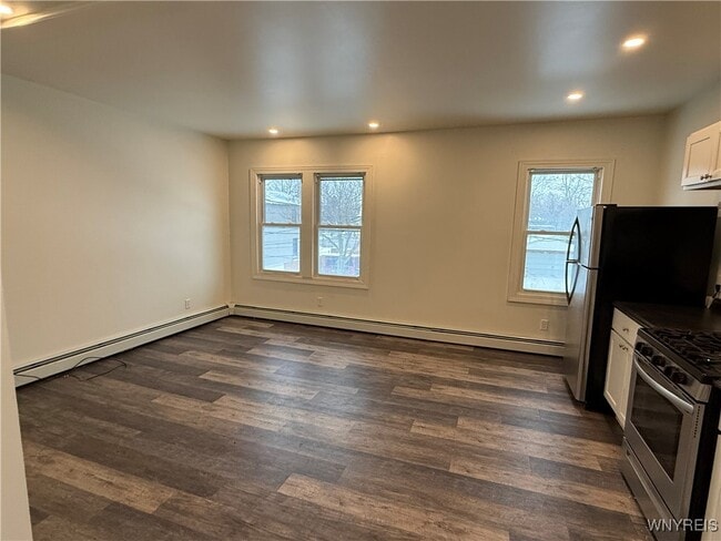 Photo - 193 Vermont St