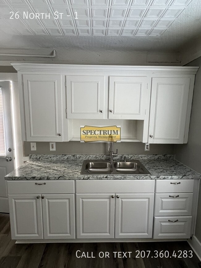 Building Photo - 26 North St Unit 1