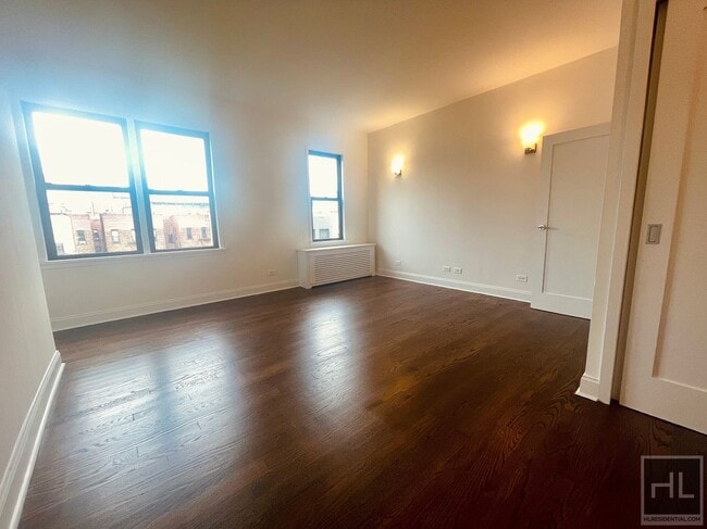 Building Photo - WEST 22 STREET Unit 7K