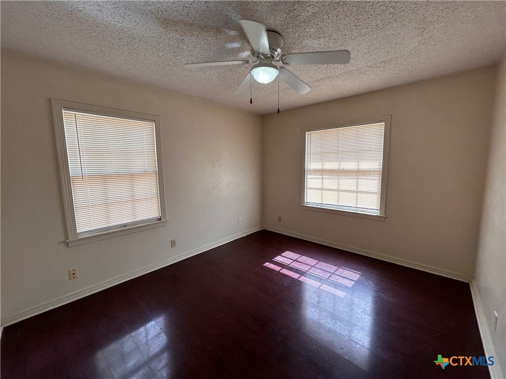 Photo - 1601 Elkins Ave