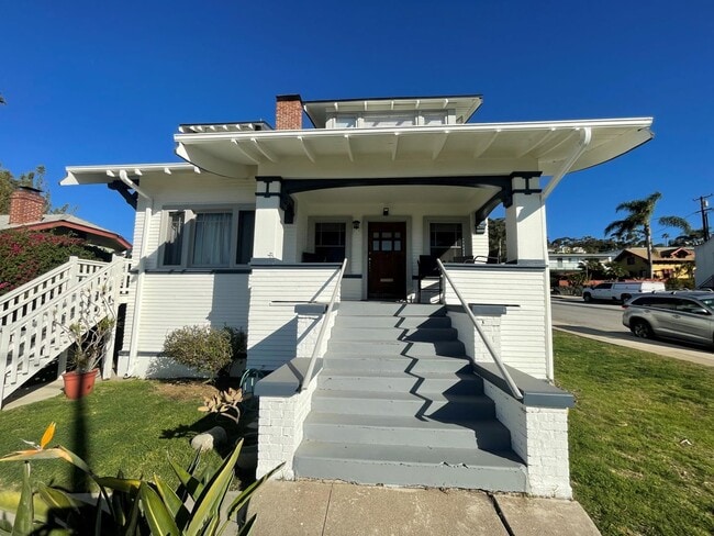 Photo - 1093 E Main St Unidad 1093 E Main St. #C