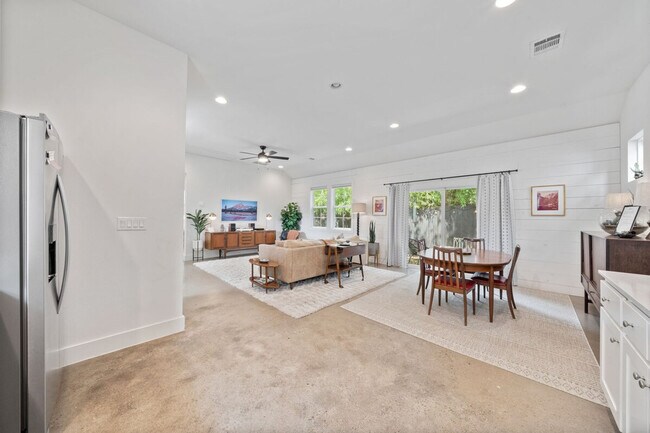 Photo - 1307 Fort Branch Blvd Unit SI ID1492694P