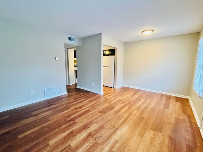 Town Pointe Apartments