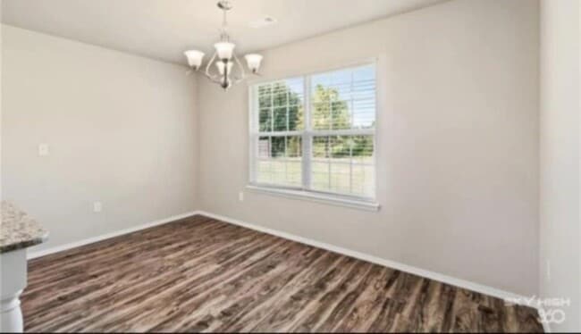 Photo - 2117 Cedar Cir