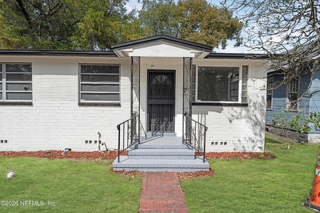 Photo - 503 W 16th St