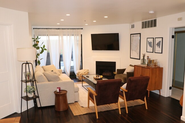 Building Photo - 35 Linden Ave Unit 404