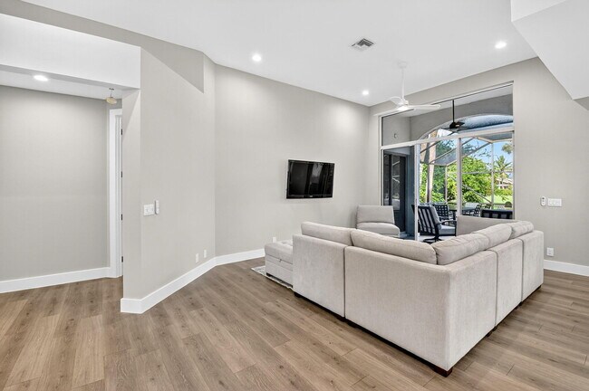 Photo - 2201 NW 53rd St