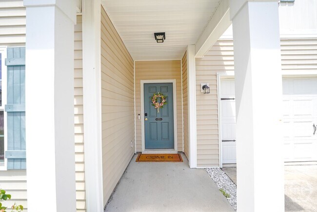 Photo - 24 Daylily Ct