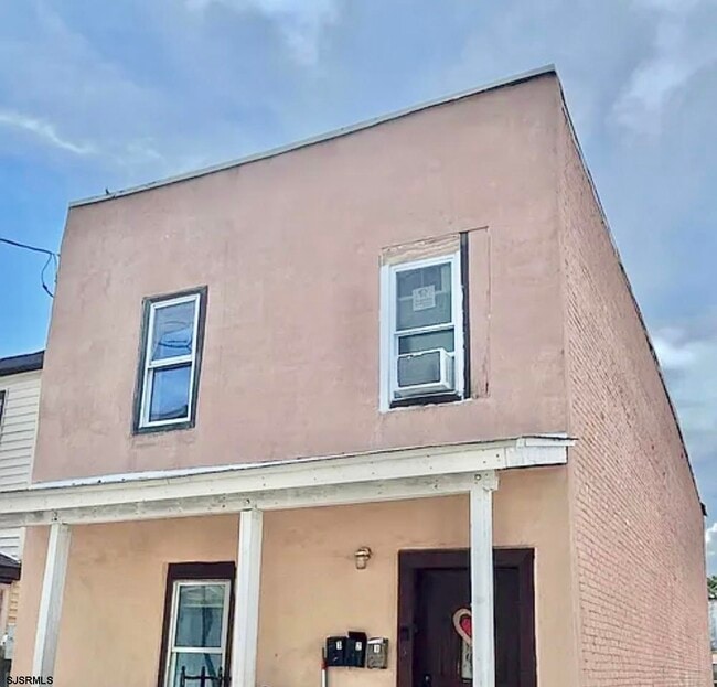 Building Photo - 326 N Tennessee Ave